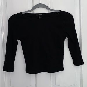 Black quarter sleeve